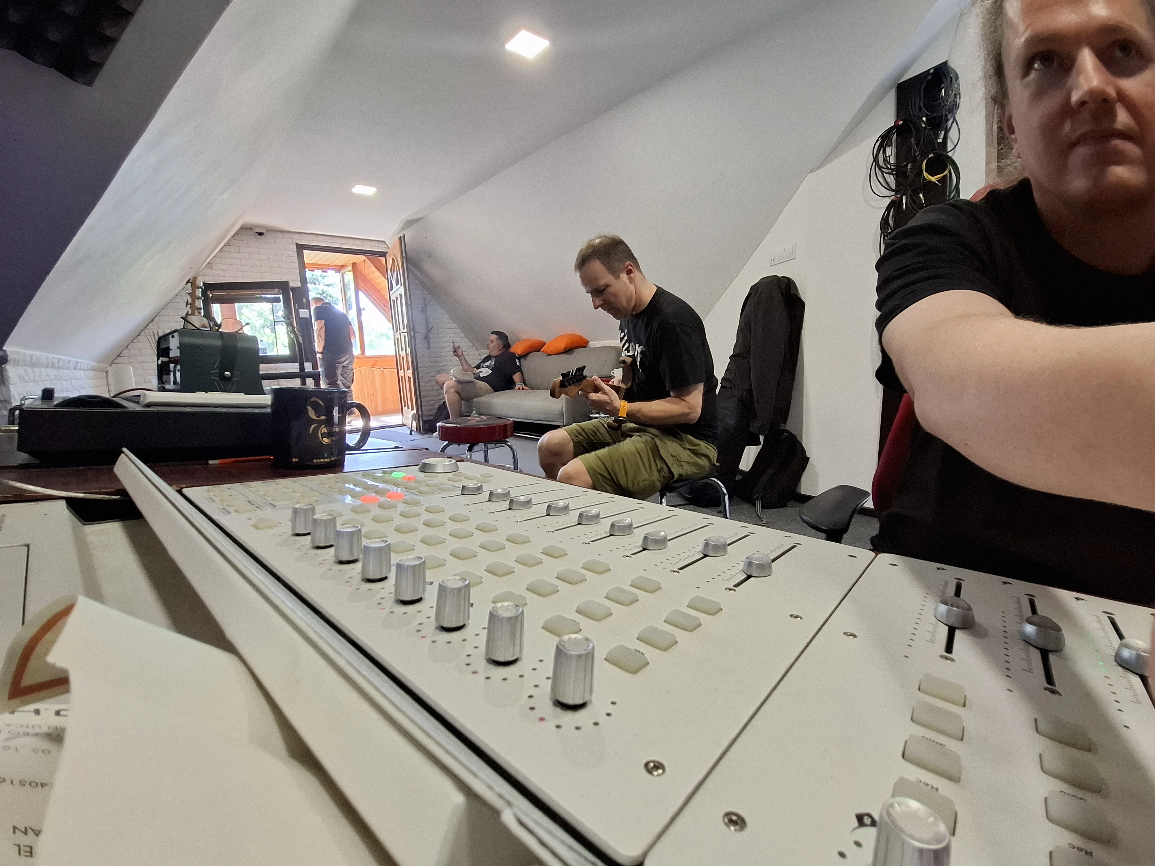 Keverés vagy mastering - mi a különbség?
