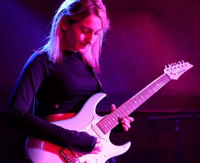 Paper Planet: Belső menedék az alternatív rock hullámain – Megérkezett a Siotra első nagylemeze