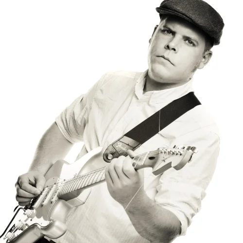 Bencze Tibor (Guruzsmás, A tett, ETA)