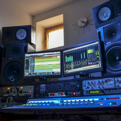 Voucher / Kupon - Felvétel egy profi hangstúdióban (Éneklés vagy Rappelés)